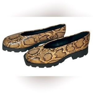 NWB Katy Perry Collections The Daarling Slip-On, Taupe Snakeskin Print, Size 5M